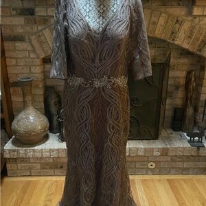 Mon Cheri Long Sleeve Lace Dress Mother of the bride. Sleeves are removeable